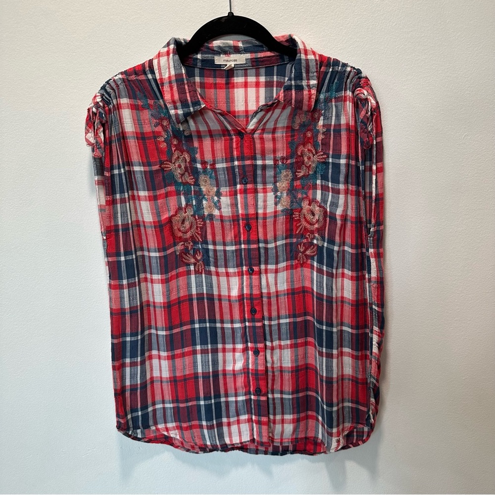 Maurices Sleeveless Plaid Floral Embroidered Button Down Top Size Large